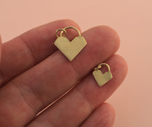 Load image into Gallery viewer, 14k Gold Geometric Heart Pendant