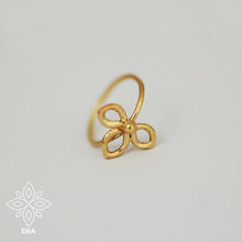 Load image into Gallery viewer, 14k Solid Gold Minimalist Flower Nose Ring