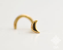 Load image into Gallery viewer, 14k Gold Crescent Moon Stud