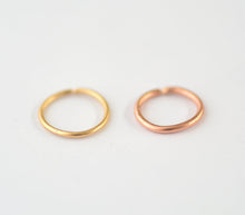 Load image into Gallery viewer, 14k Solid Gold Hammered Nose Ring