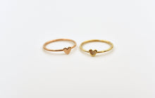 Load image into Gallery viewer, Set of Two Mixed 14k Yellow and Rose Gold Minimalist Heart Ring