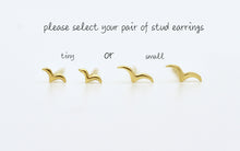 Load image into Gallery viewer, 14K Gold Tiny Birds Stud Earrings