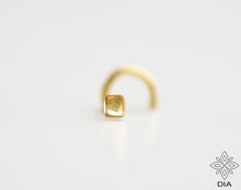 Load image into Gallery viewer, 14k Gold Tiny Square Nose Stud
