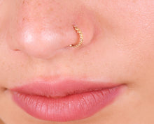Load image into Gallery viewer, 14k Gold Leaves Pattern Nose Ring