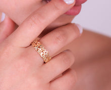 Load image into Gallery viewer, 14k Gold Lace Boho Ring