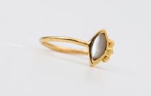 Load image into Gallery viewer, 14k Rose Gold Eye Belly Ring