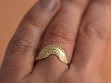 Load image into Gallery viewer, 14k Filigree Sun Ring