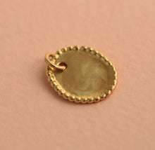 Load image into Gallery viewer, 14k Gold Oval Disc Pendant