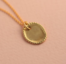 Load image into Gallery viewer, 14k Gold Oval Disc Pendant