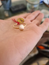 Load image into Gallery viewer, 14k Gold Signet Matte Oval Ring - Leah