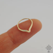 Load image into Gallery viewer, 14k Solid Gold Chevron Hoop Ring