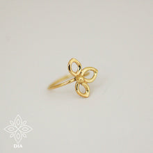 Load image into Gallery viewer, 14k Gold Minimalist Flower Belly Ring