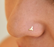 Load image into Gallery viewer, 14k Gold Trinity Nose Stud
