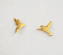 Load image into Gallery viewer, 14k Gold Flying Bird Stud Earrings