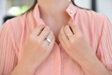 Load image into Gallery viewer, 18k Solid Gold Matte Rectangle Signet Ring Pinkie Ring - Violet