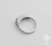 Load image into Gallery viewer, Sterling Silver Signet Rectangular Ring