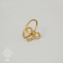 Load image into Gallery viewer, 14k Gold Tiny Flower Hoop Earrings