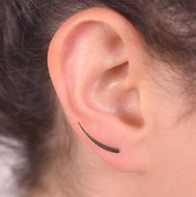 Load image into Gallery viewer, 14k Solid Gold Minimalist Ear Climber Earring - Genesis