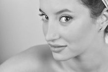 Load image into Gallery viewer, Silver Flying Bird Nose Stud