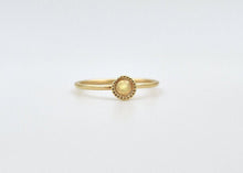 Load image into Gallery viewer, 14k Gold Dotted Flower Ring