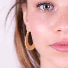 Load image into Gallery viewer, 14k Gold Large Boho Hoop Earrings