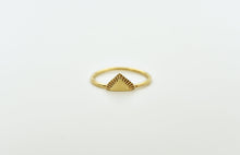 Load image into Gallery viewer, 14k Gold Crown Ring