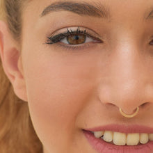 Load image into Gallery viewer, 14k Gold Hammered Hoop Ring