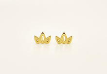 Load image into Gallery viewer, 14k Gold Crown Stud Earrings
