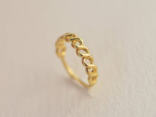 Load image into Gallery viewer, 14k Gold Twisty Hoop Ring