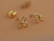 Load image into Gallery viewer, 14k Gold Floral Dainty Stud Earrings