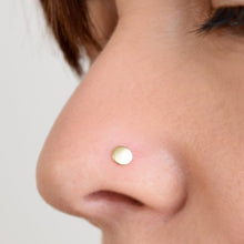 Load image into Gallery viewer, 14k Gold Large Round Nose Stud