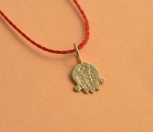 Load image into Gallery viewer, 14k Gold Hand of Fatima Pendant