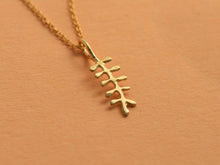 Load image into Gallery viewer, 14k Gold Fern Pendant
