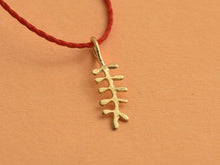 Load image into Gallery viewer, 14k Gold Fern Pendant