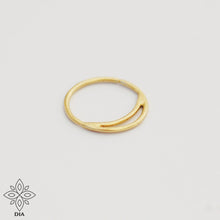 Load image into Gallery viewer, 14k Solid Gold Seamless Nose Ring
