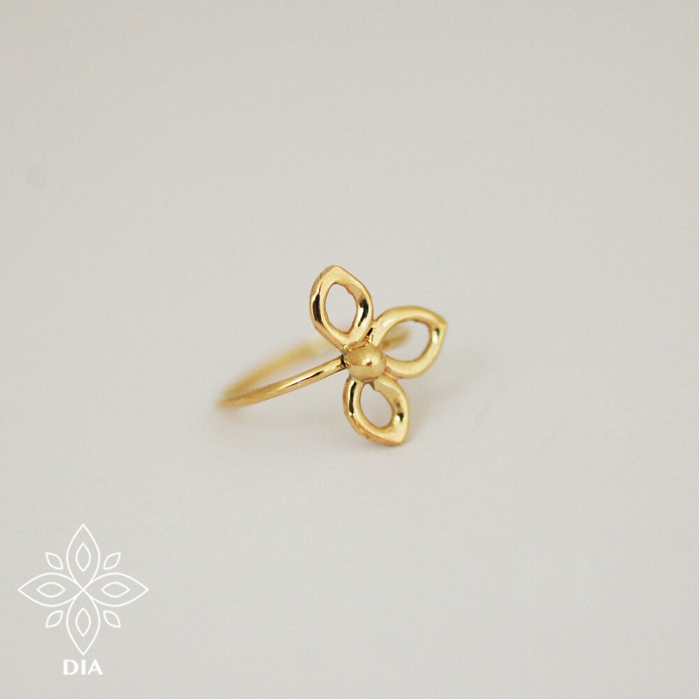 14k Solid Gold Minimalist Flower Nose Ring