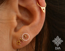Load image into Gallery viewer, 14k Gold Crescent Moon Stud
