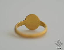 Load image into Gallery viewer, 14k Gold Signet Matte Oval Ring - Leah

