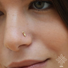 Load image into Gallery viewer, 14K Solid Gold Tribal Flower Earring - Lyla
