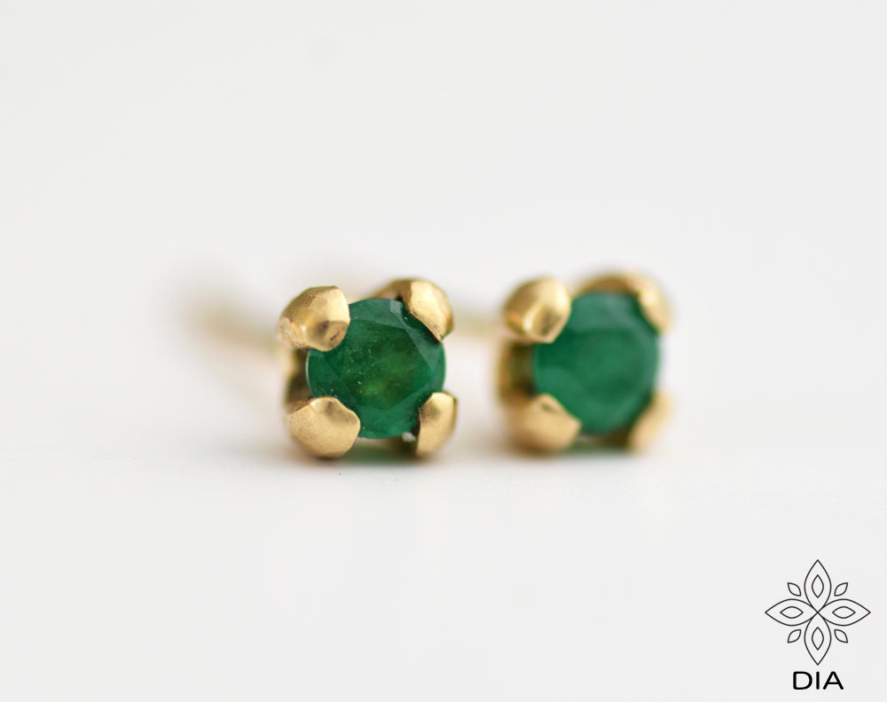 14k Gold Natural Emerald Stud Earrings