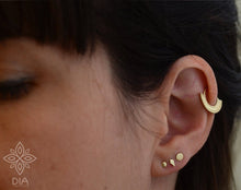 Load image into Gallery viewer, 14k Gold Geometric Kite Stud Earrings - Chloe
