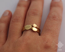 Load image into Gallery viewer, Set of 3 14k Gold Pebble Rings
