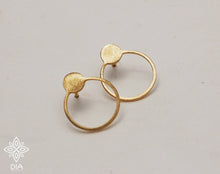 Load image into Gallery viewer, 14k Gold Circle Stud Earrings  - Gia
