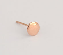 Load image into Gallery viewer, Gold Nose Stud, Unique Round Nose Stud - Clara
