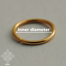 Load image into Gallery viewer, 14K Solid Gold Tiny Flower Hoop - Emilia
