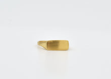 Load image into Gallery viewer, 14k Solid Gold Matte Rectangle Signet Ring Pinkie Ring - Violet
