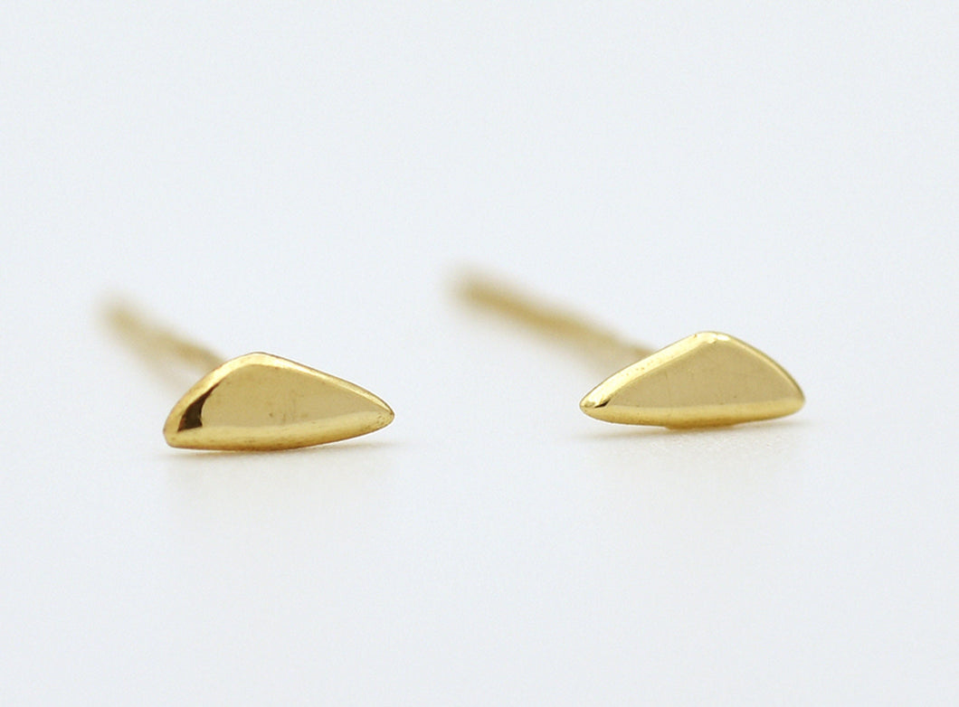 14k Gold Dainty Pebble Stud Earrings