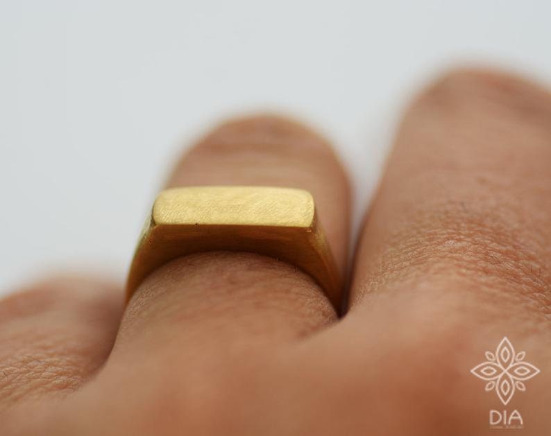14k Solid Gold Matte Rectangle Signet Ring Pinkie Ring - Violet