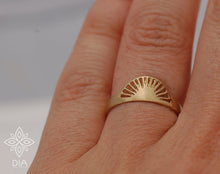 Load image into Gallery viewer, 14k Solid Gold Dainty Sun Ring - Summer
