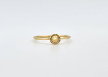 Load image into Gallery viewer, 14k Gold Dotted Flower Ring
